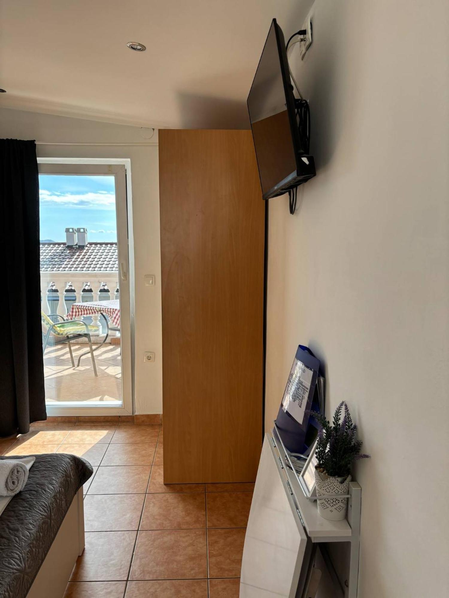Apartments & Room Madi Senj  Exterior photo